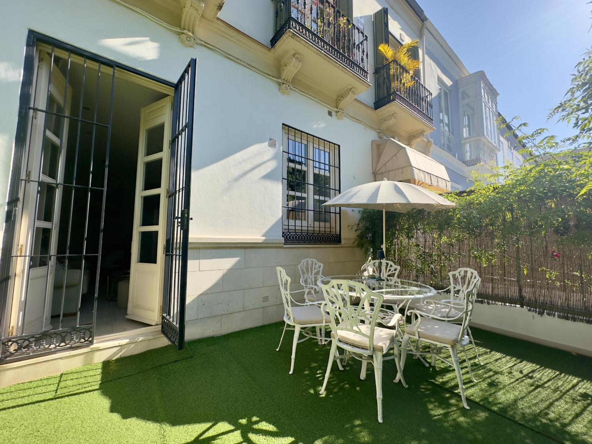 Urbe10 Pries Suite Málaga Exterior foto